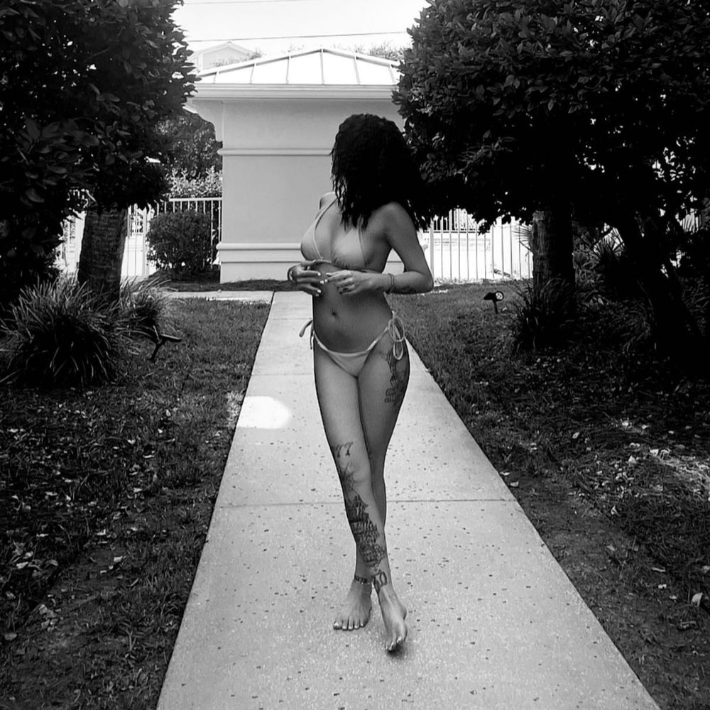 neli42 OnlyFans profile picture