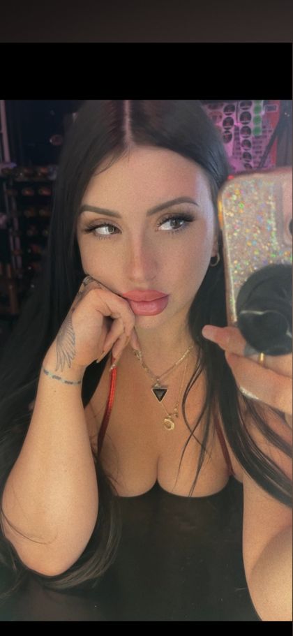 Best Hot Portland Or OnlyFans Accounts | FansMetrics.com