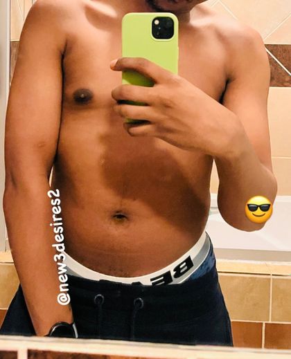 new3desires OnlyFans picture