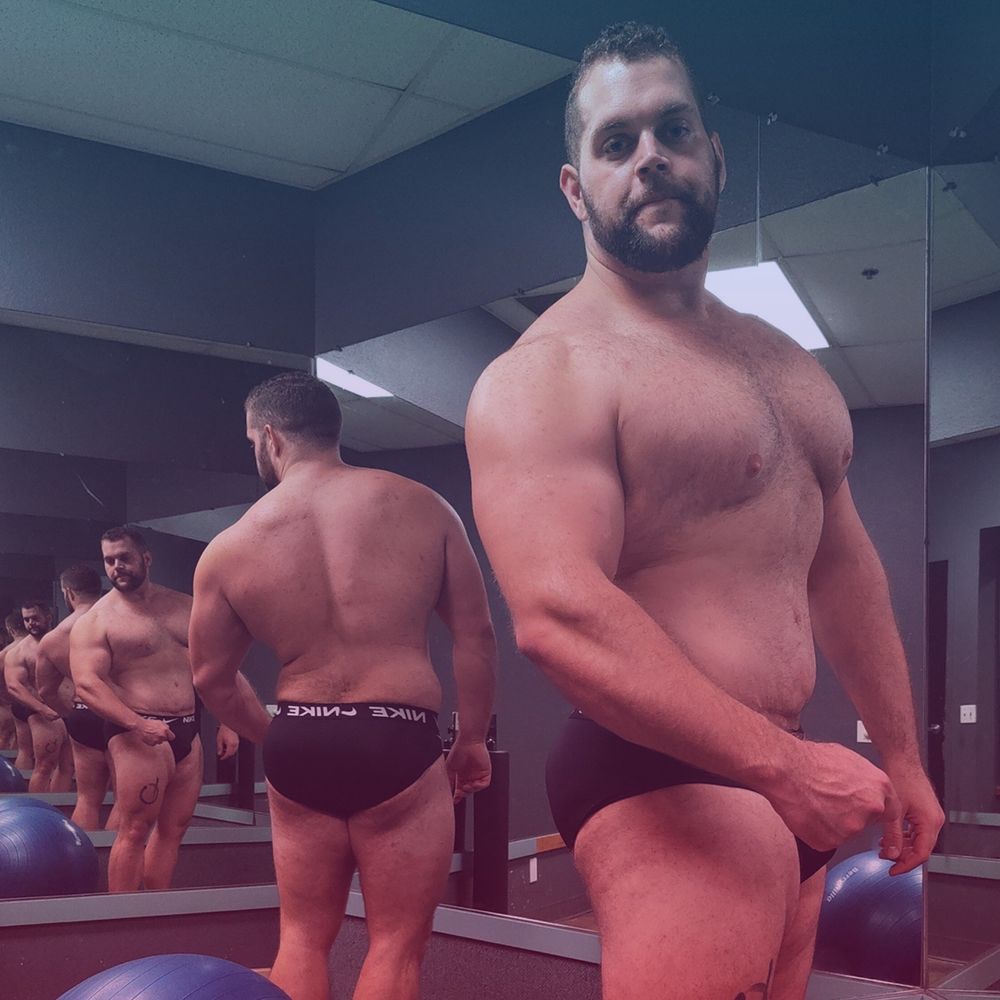prettydamnhuge OnlyFans profile picture