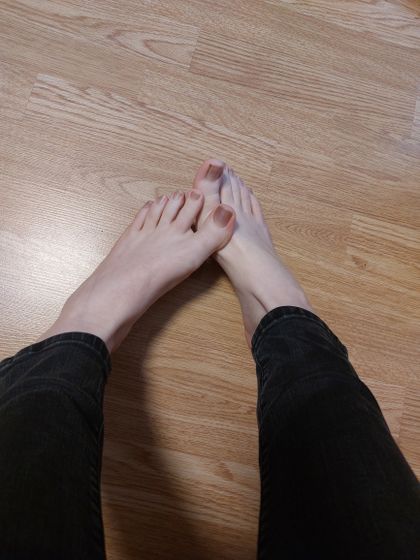 feetsgirlz OnlyFans picture