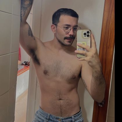 lastraveur OnlyFans picture