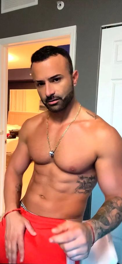 reyes_y5214 OnlyFans picture