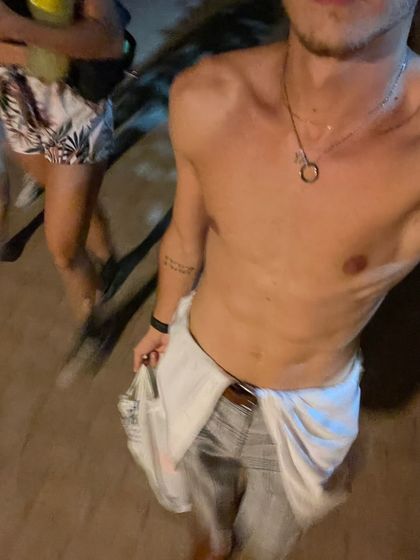 royartz OnlyFans picture