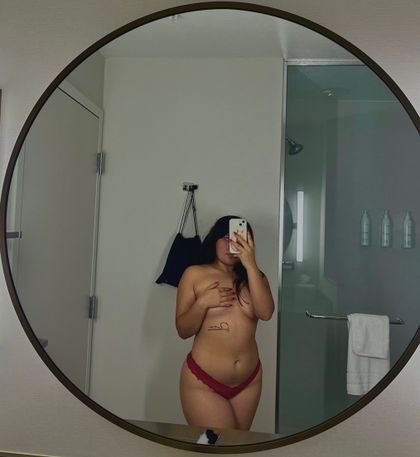 dannapamanes OnlyFans picture