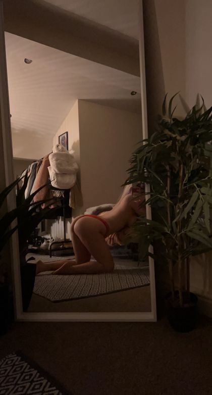 peachslut OnlyFans picture