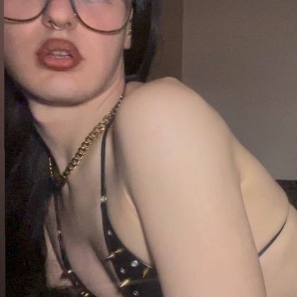 itsprettygolden OnlyFans picture