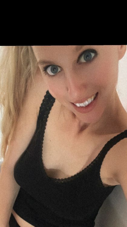 stephie3308 OnlyFans picture