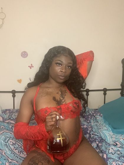moanlolo OnlyFans picture