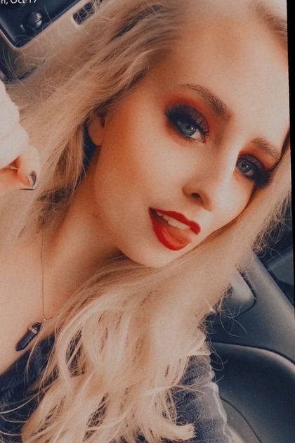 purple.cinnamon OnlyFans picture