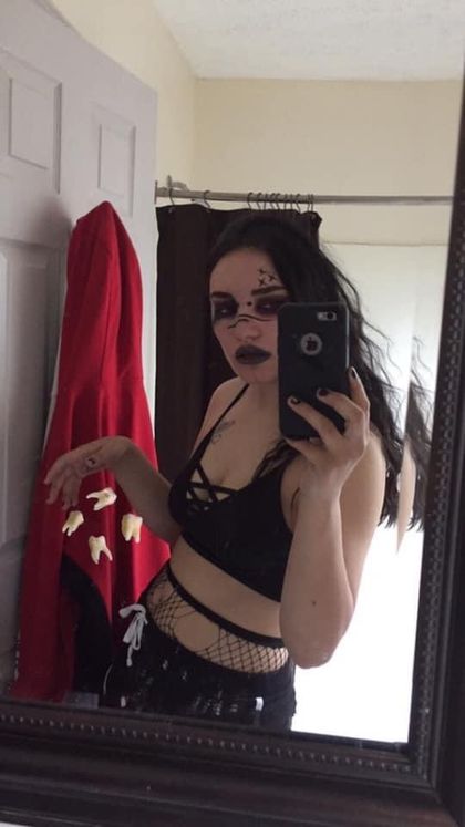 lizzy_bee_ OnlyFans picture