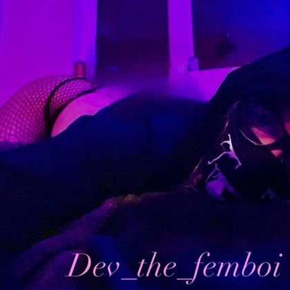 dev_the_femboi OnlyFans picture