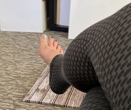 playsthefootsies OnlyFans picture