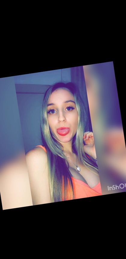 kaylabrianne OnlyFans picture