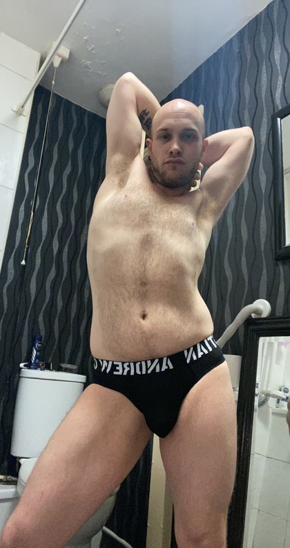 dannyboi89x OnlyFans picture