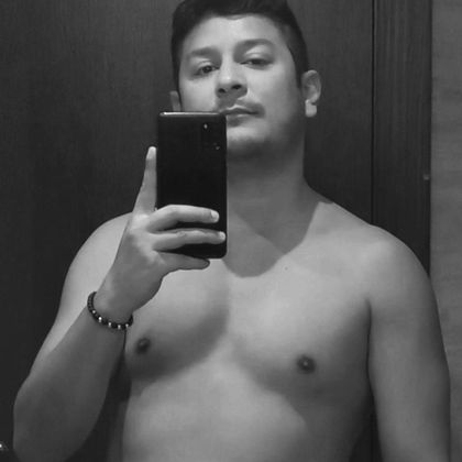 latinroomer OnlyFans picture