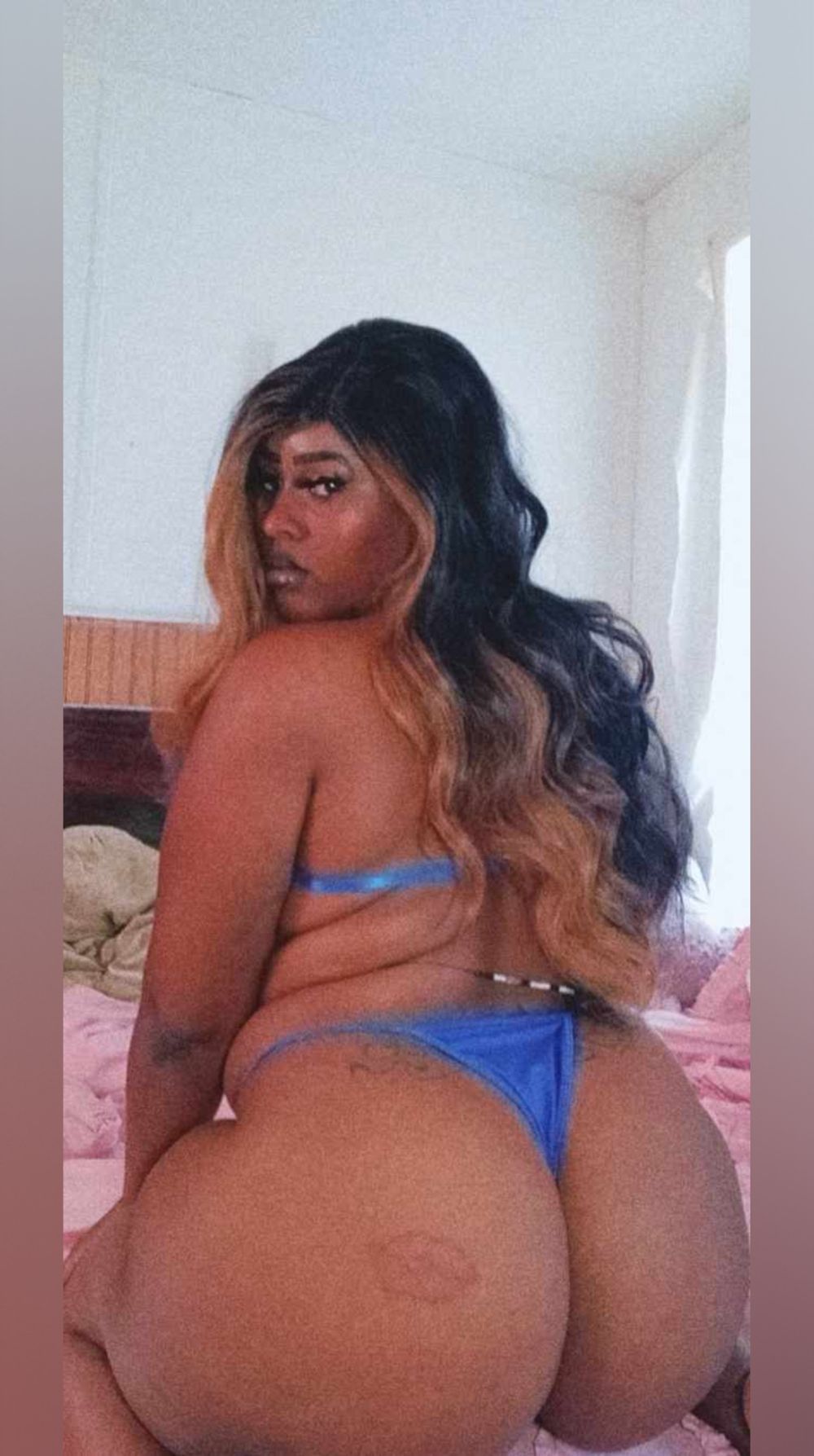 rainbowbarbiee OnlyFans profile picture