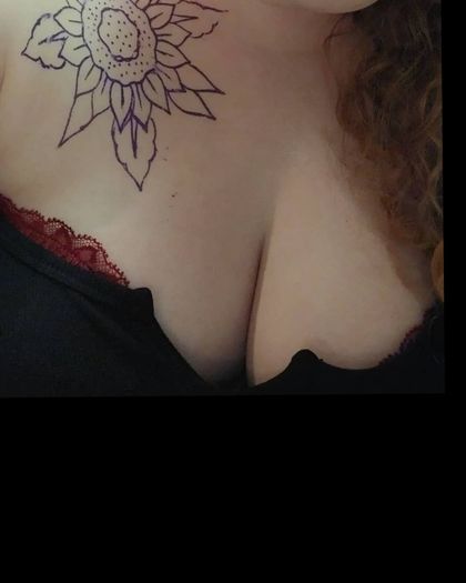 sunflawedshy OnlyFans picture