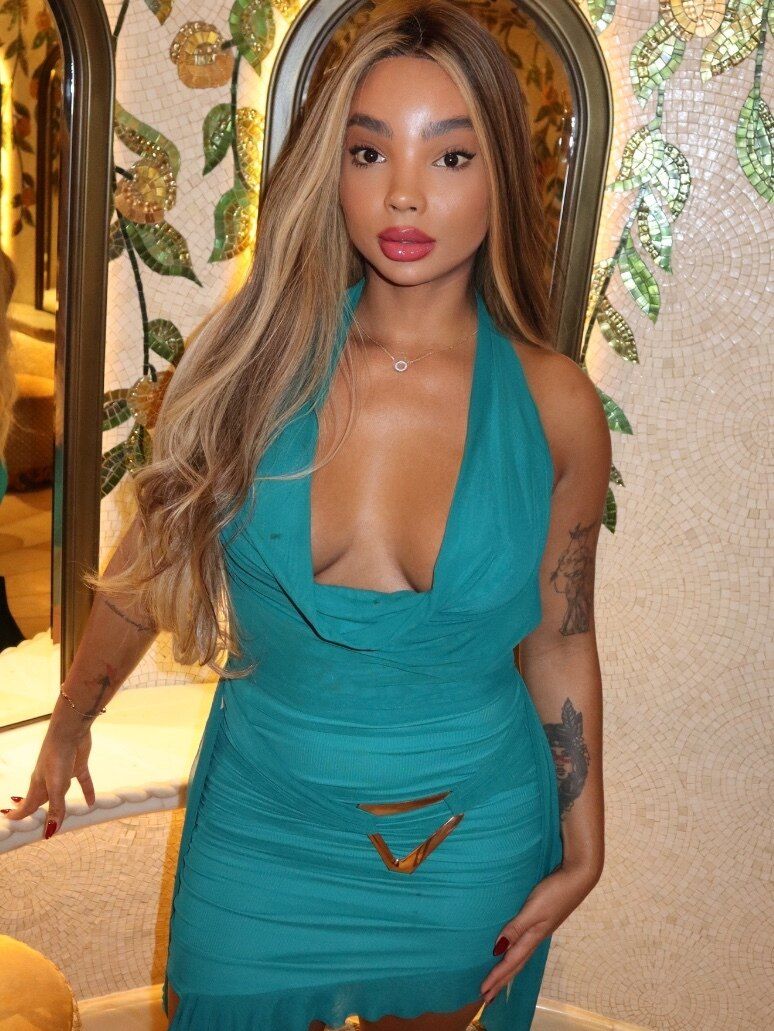 julierouchfree OnlyFans profile picture