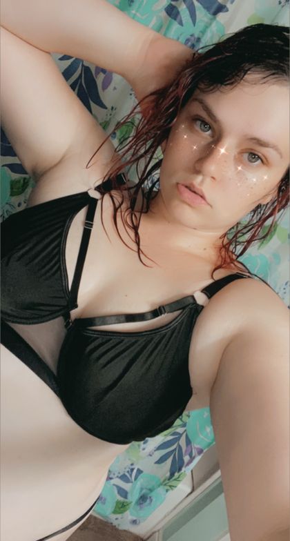 feathersoflace OnlyFans picture