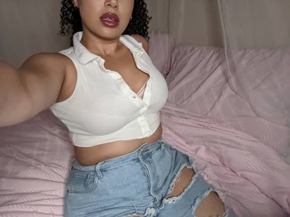 ur.sunkissed_muse OnlyFans picture