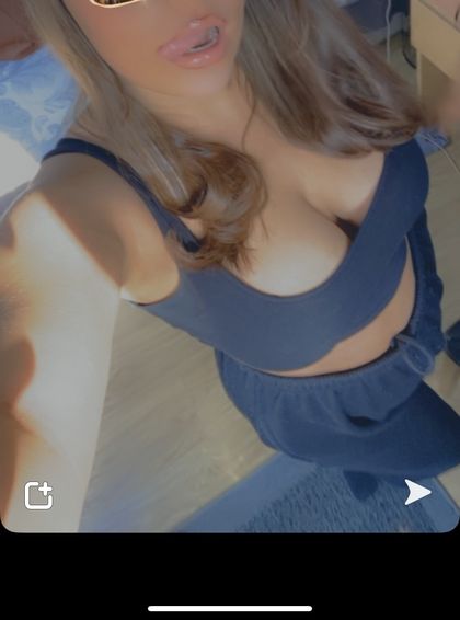 hollielouise OnlyFans picture