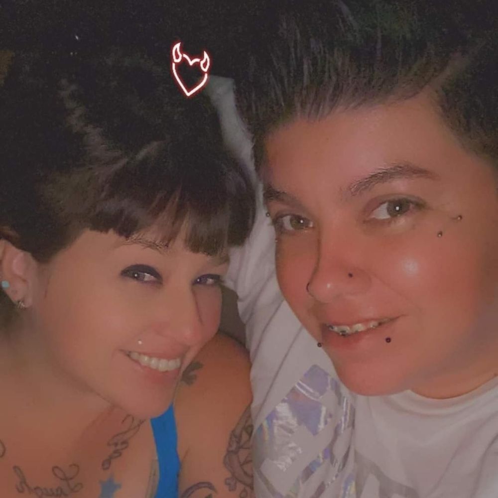 lezbehonest85 OnlyFans profile picture