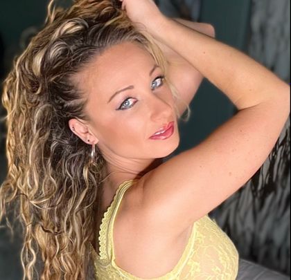 ellaexley OnlyFans picture
