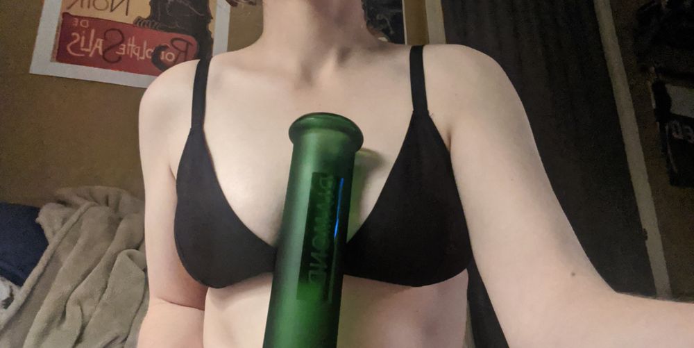 smokingstrawberry OnlyFans profile picture