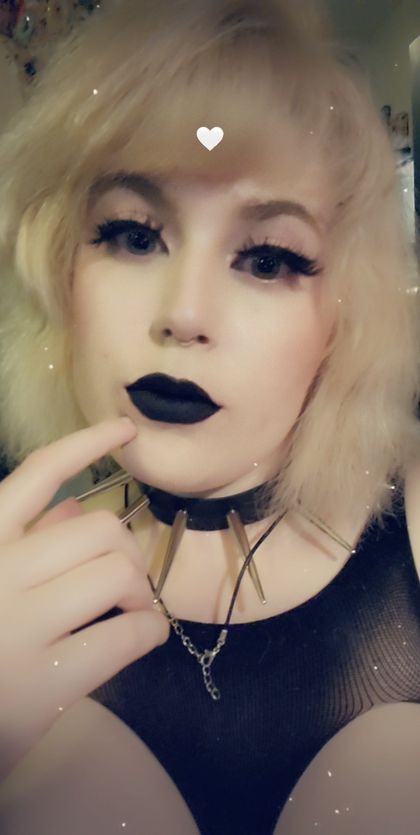 Best Hot Cutie_elfie OnlyFans Accounts | FansMetrics.com