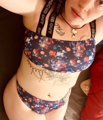 bombsell OnlyFans picture