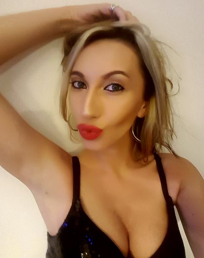 luanavelurevip OnlyFans picture