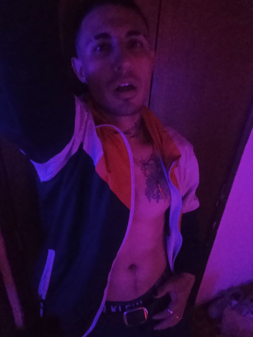 aronhgk OnlyFans profile picture