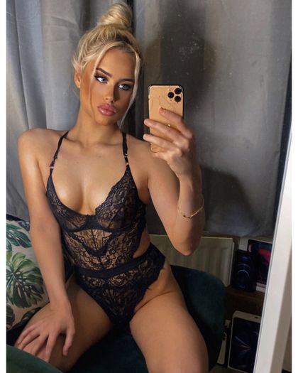 esmerose4444 OnlyFans picture