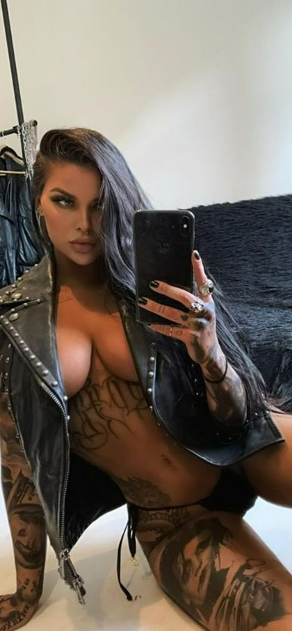 cruellamoon OnlyFans picture