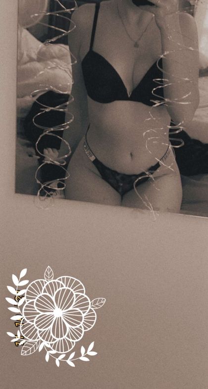 julie1976 OnlyFans picture