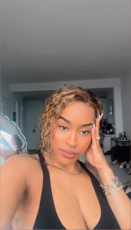 lacaszmonet OnlyFans picture