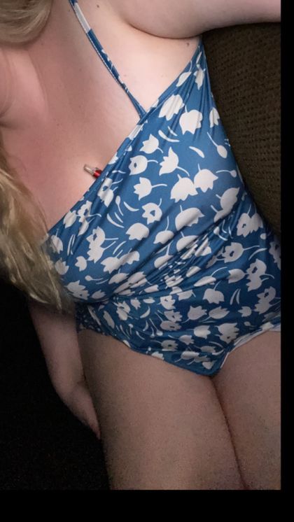 rosecreamie29 OnlyFans picture