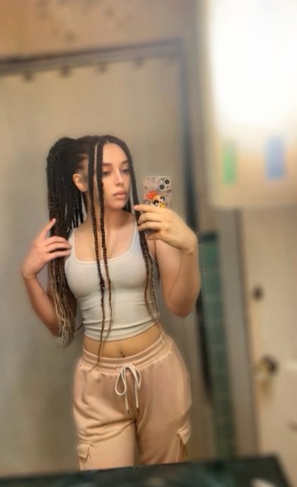 prettyhoneybun OnlyFans picture