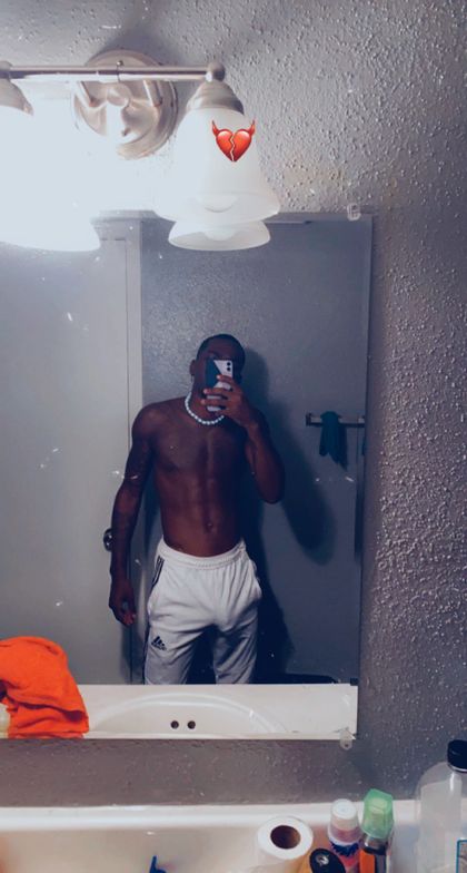 ace2active OnlyFans picture
