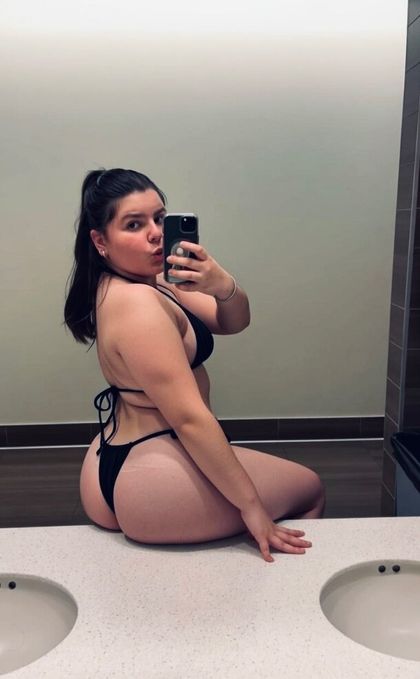 ashsnapz OnlyFans picture