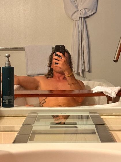 curiousslr OnlyFans picture