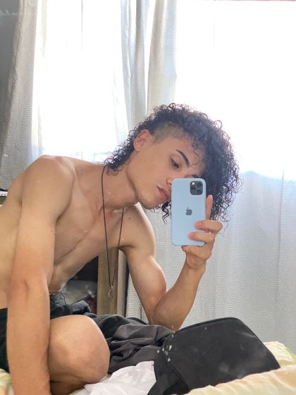 lucaslab OnlyFans picture