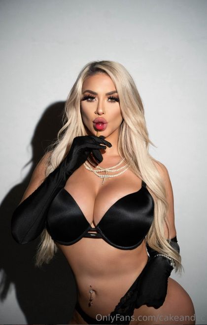 cakeandcc OnlyFans picture