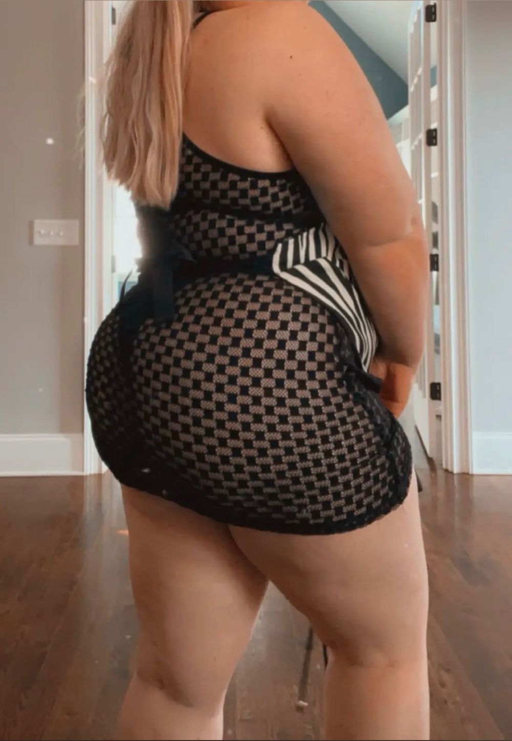waitingonthehourglass OnlyFans profile picture