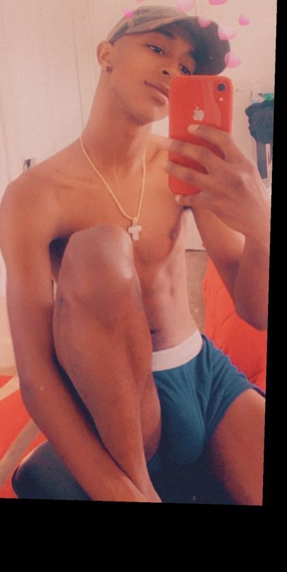 treivibez OnlyFans picture