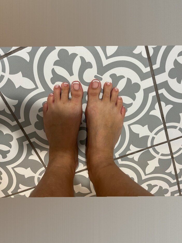 glossytoesqueen69 OnlyFans profile picture