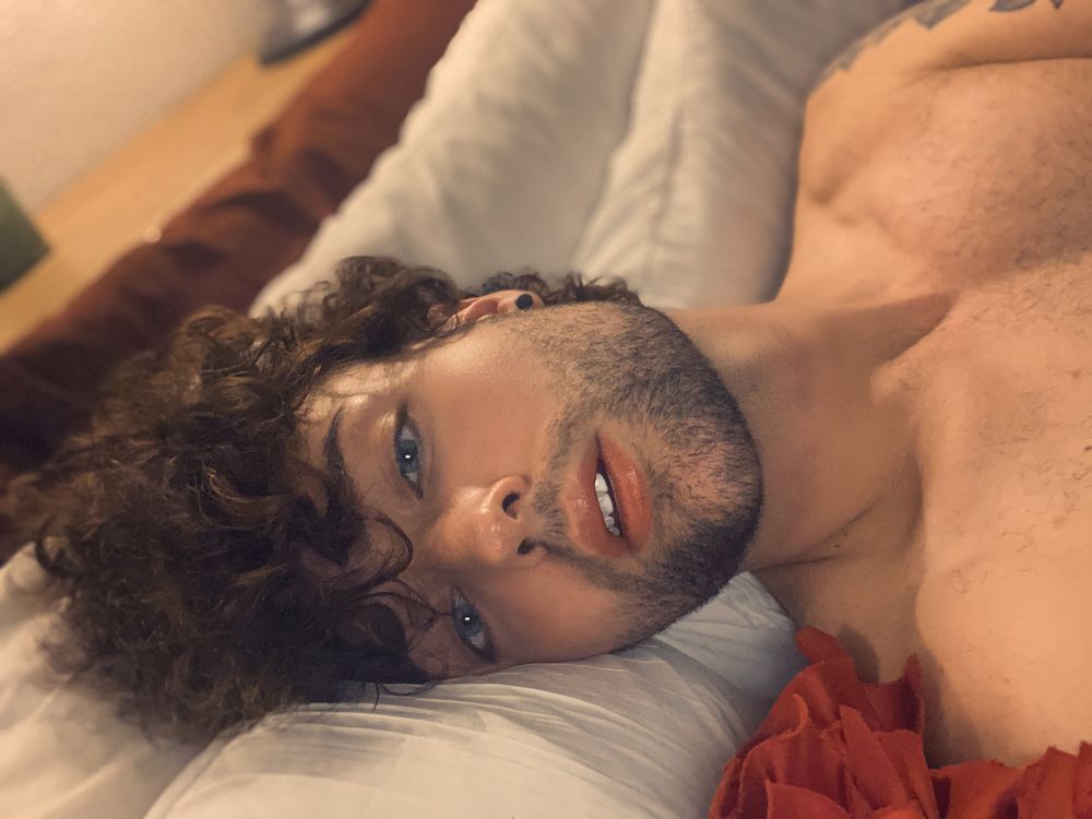 redrebellionnude OnlyFans profile picture
