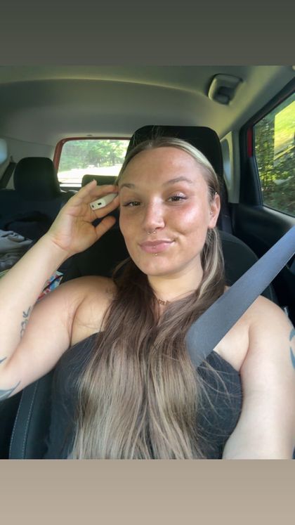 carolinebaskin OnlyFans picture