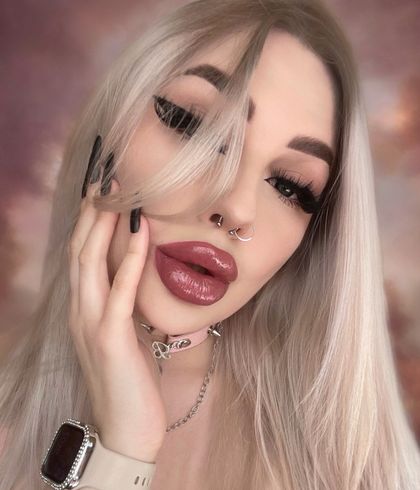 charlotteventurafree OnlyFans picture